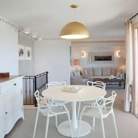 Blu Villa *